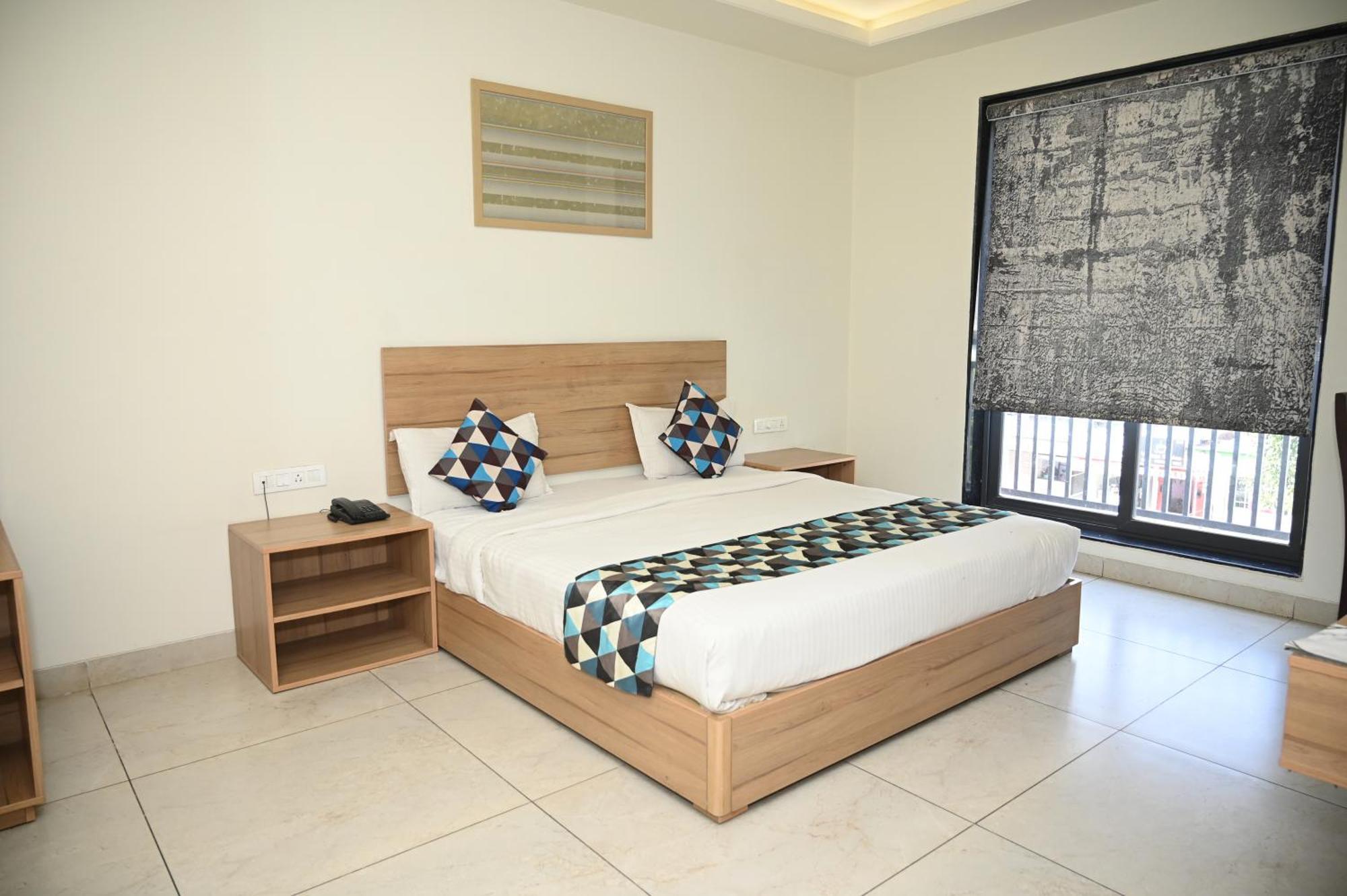 Sheer Bliss Hotel Udaipur Bagian luar foto