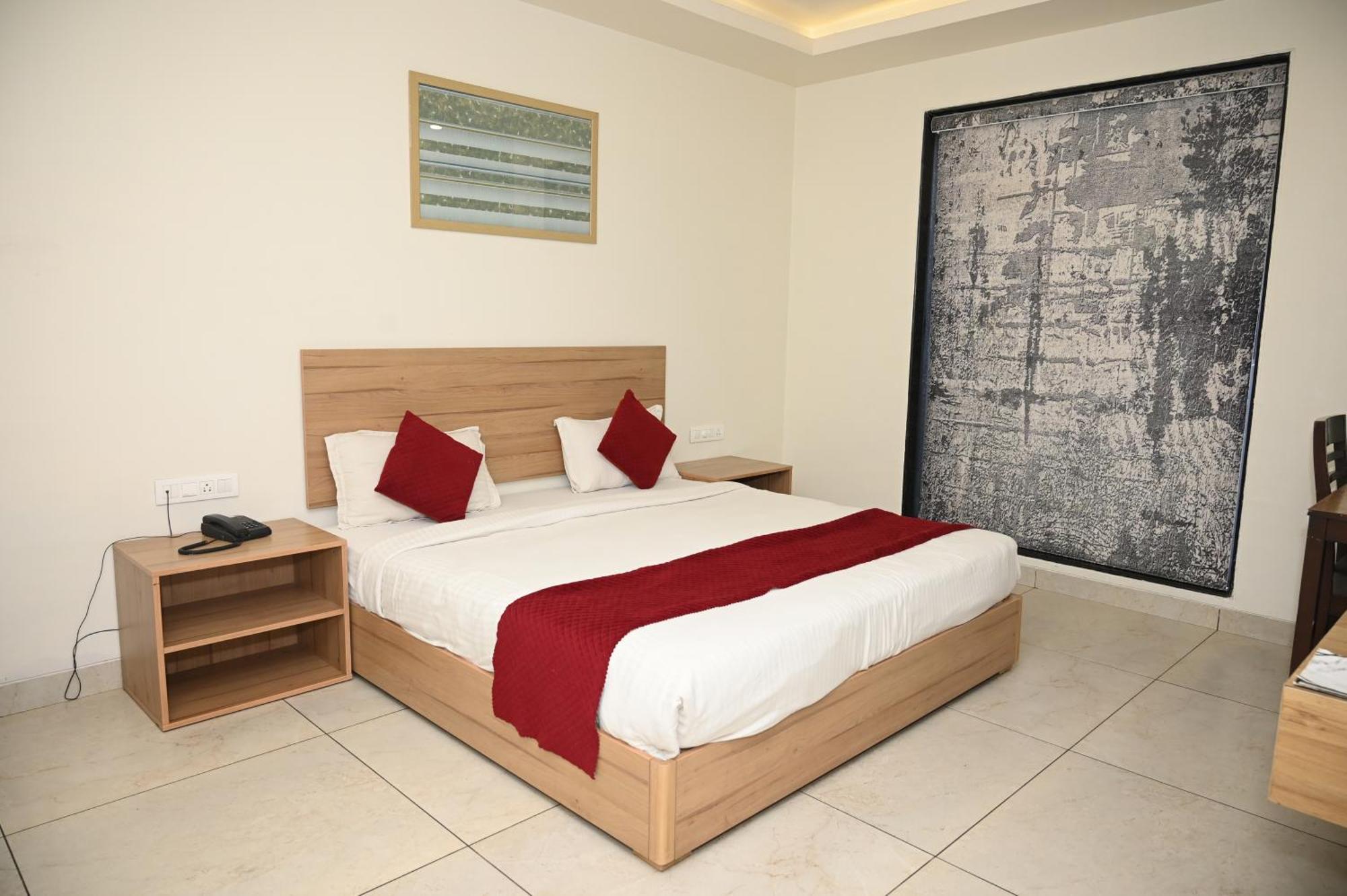 Sheer Bliss Hotel Udaipur Bagian luar foto