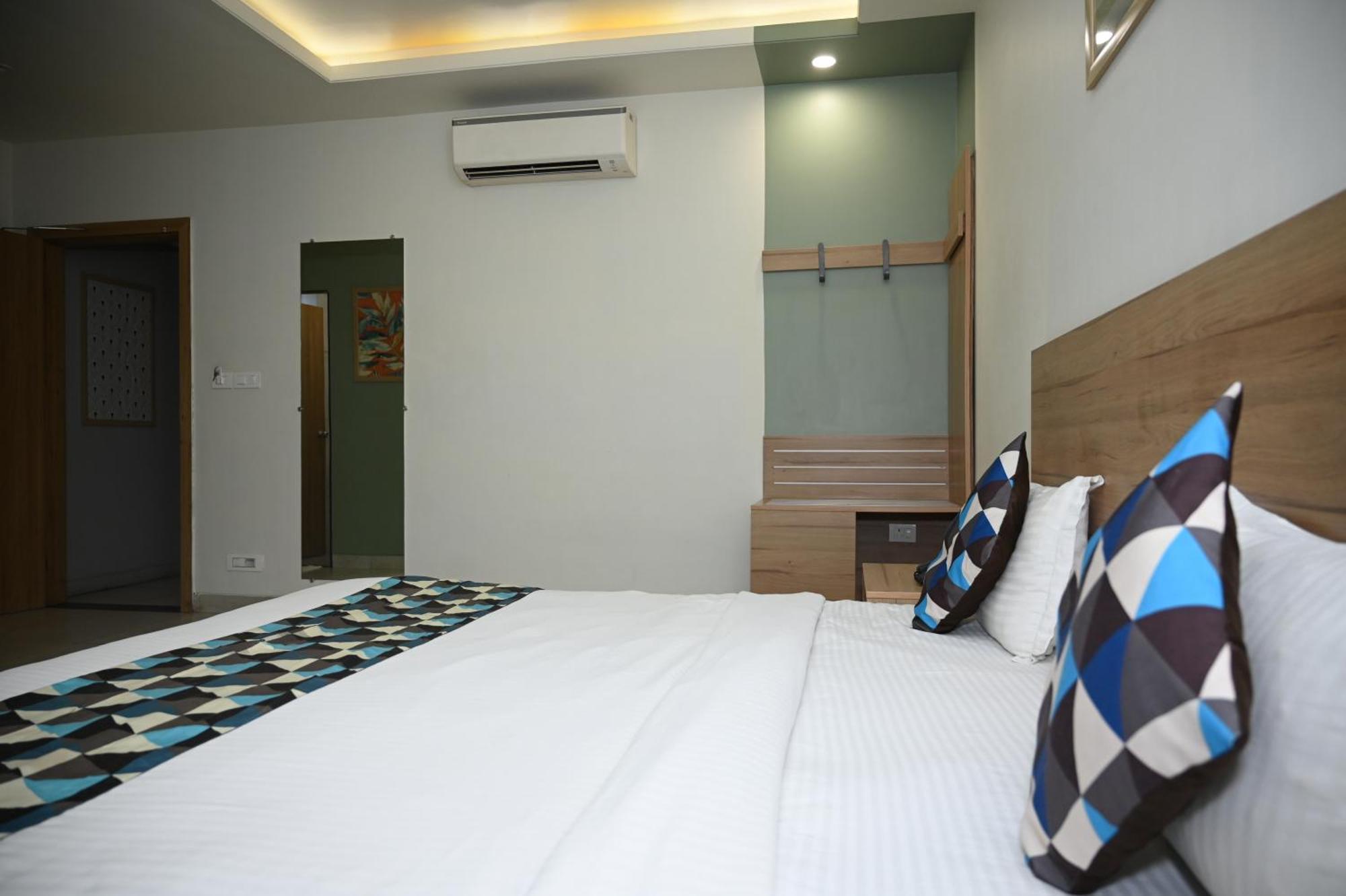Sheer Bliss Hotel Udaipur Bagian luar foto